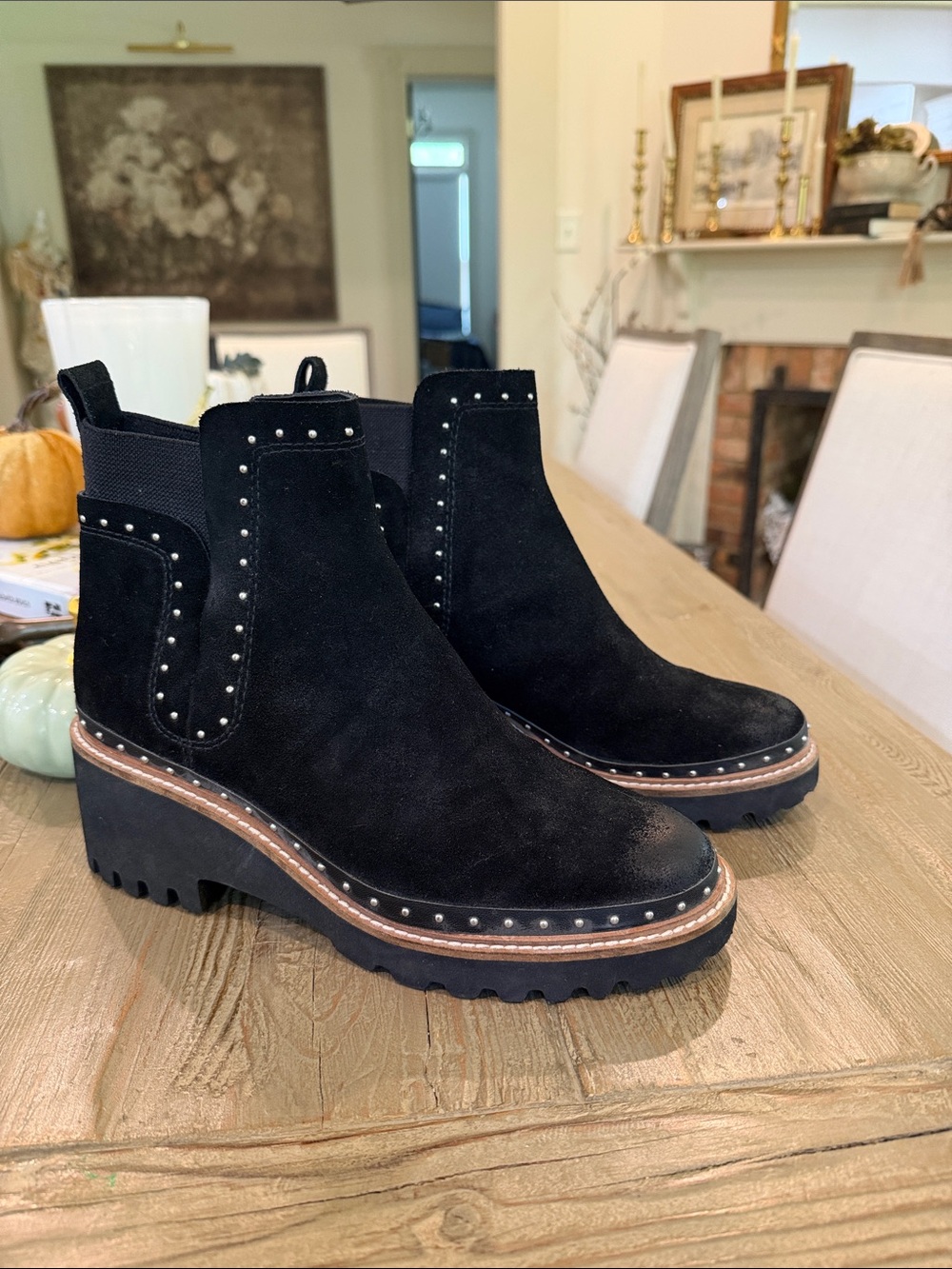 NWOT Dolce Vita Black Suede Studded Chelsea Booties size 9